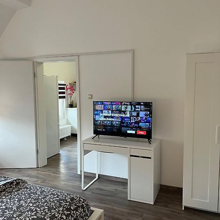 Apartments Im Herzen Von Velbert Bagian luar foto