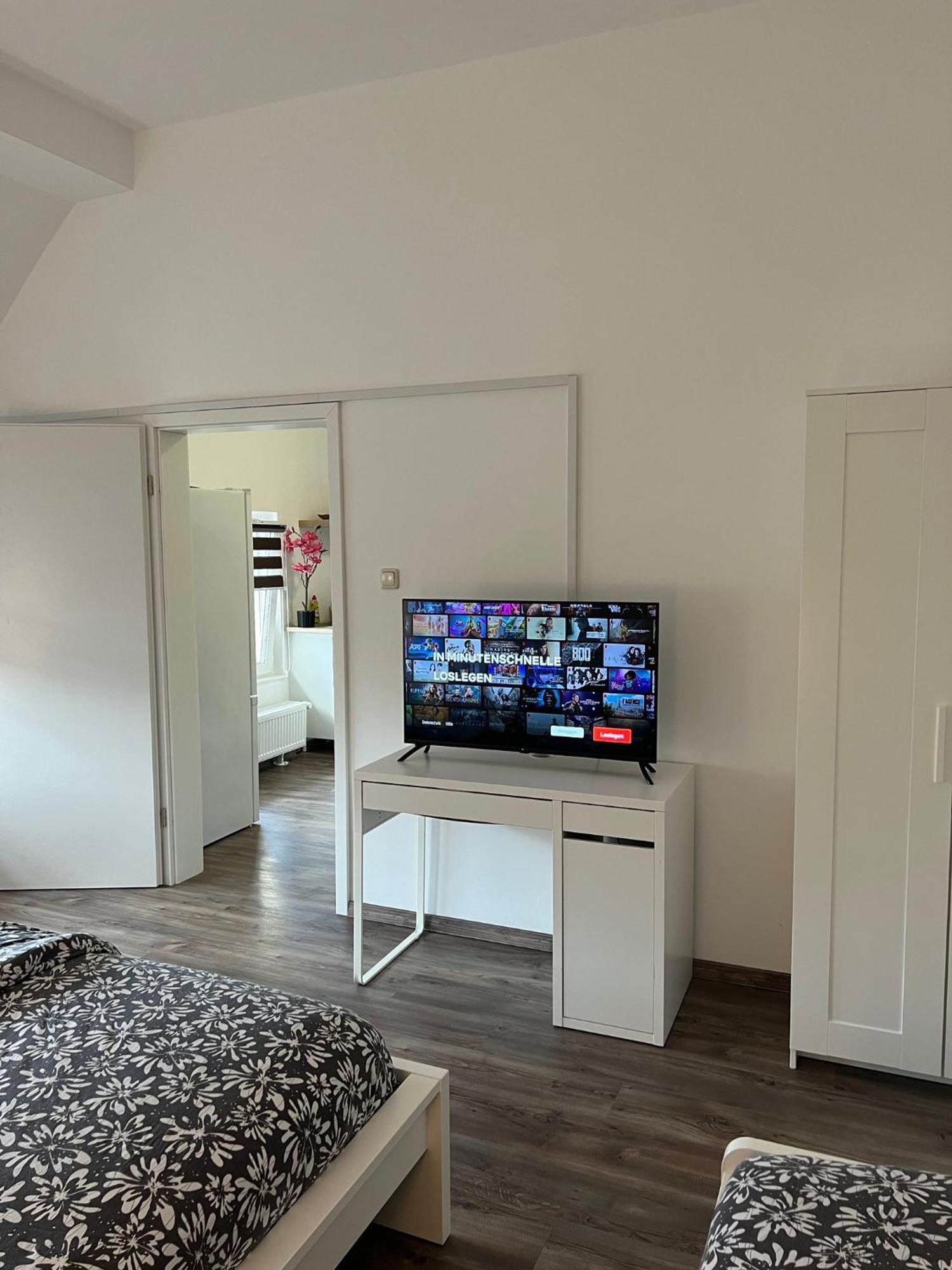 Apartments Im Herzen Von Velbert Bagian luar foto