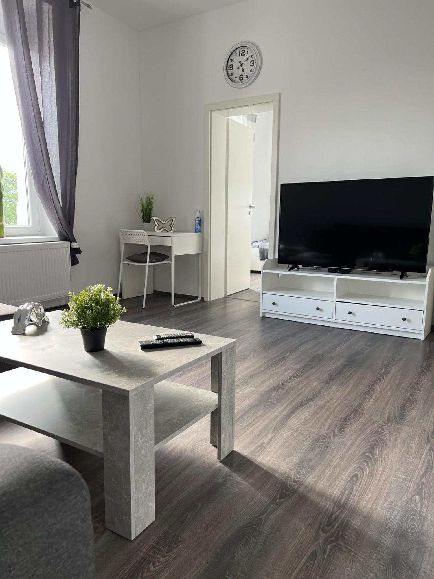 Apartments Im Herzen Von Velbert Bagian luar foto